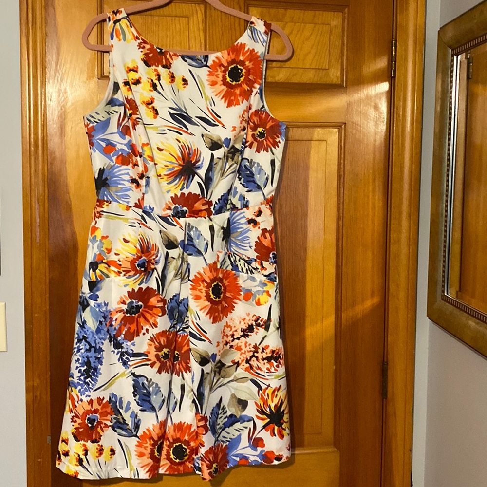 Dress Donna Morgan size 10 white w/floral